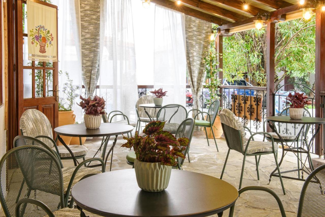 Hotel Theopisti Ouranoupoli Exteriör bild