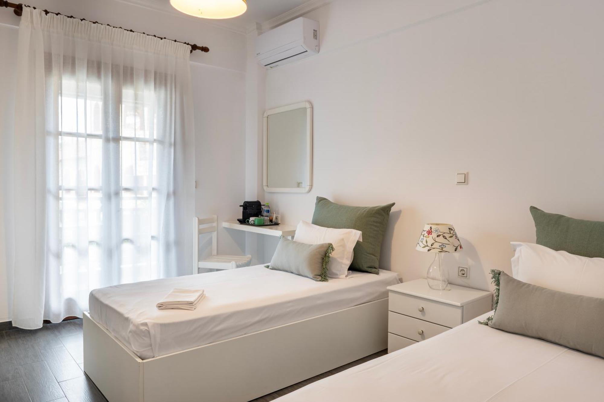 Hotel Theopisti Ouranoupoli Exteriör bild